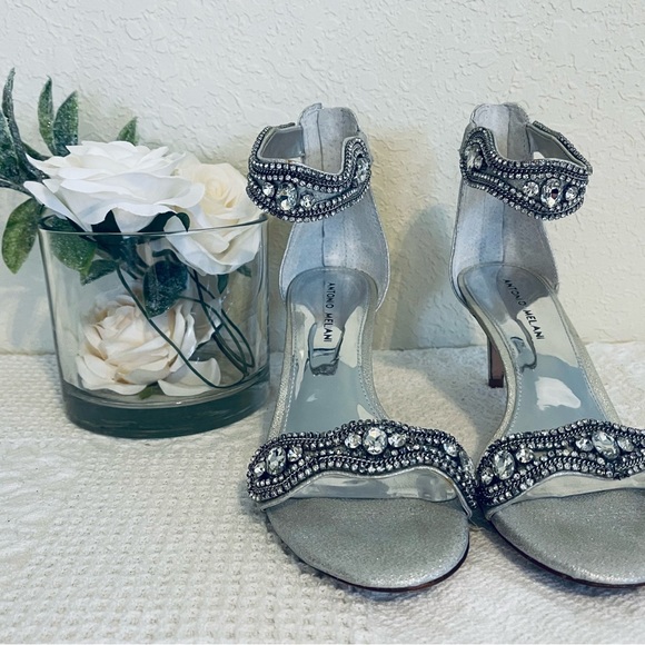 Antonio Melani Sadina Silver Rhinestone High Heels Wedding -Size 8.5 EUC WORN 1X - Picture 2 of 7